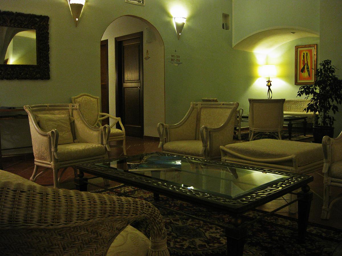 Hotel Monti Di Mola Porto Cervo Exterior photo